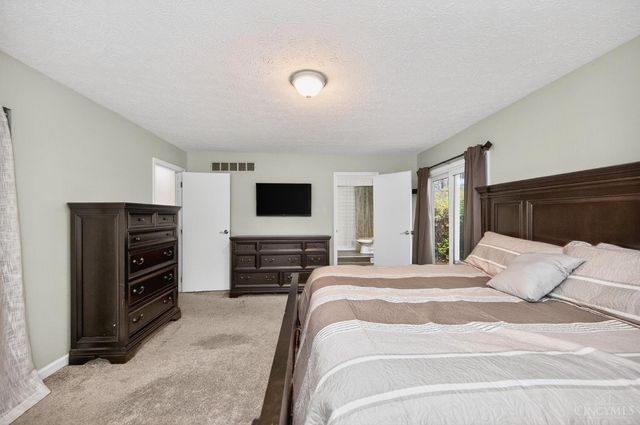 6652 Oakland Road, Goshen Twp, OH 45140