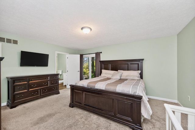 6652 Oakland Road, Goshen Twp, OH 45140