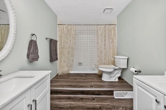 6652 Oakland Road, Goshen Twp, OH 45140