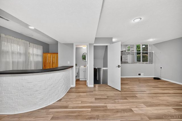 6652 Oakland Road, Goshen Twp, OH 45140