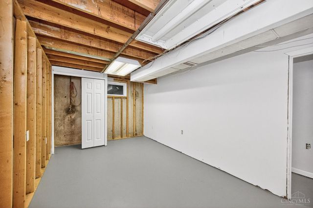 6652 Oakland Road, Goshen Twp, OH 45140