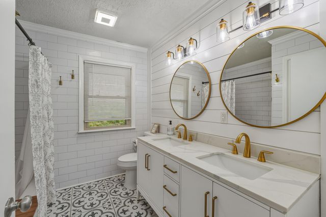 1428 Paradise Camp Road, Harrodsburg, KY 40330