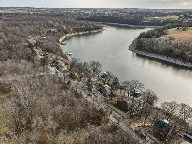 1428 Paradise Camp Road, Harrodsburg, KY 40330