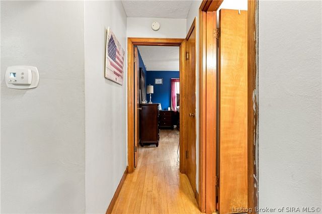2411 Jollissaint Avenue, New Albany, IN 47150