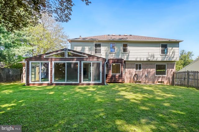 9120 PADDOCK LN, Potomac, MD 20854