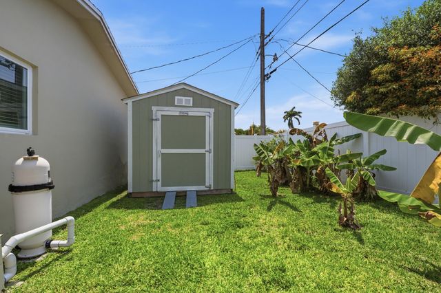 4441 NW 6th Court, Coconut Creek, FL 33066