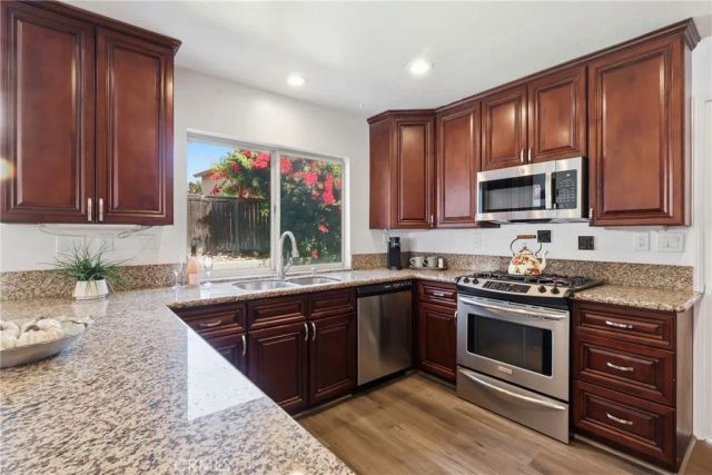 14224 Farralon Court, Fontana, CA 92336