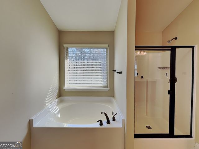 403 Strawberry Walk, Loganville, GA 30052