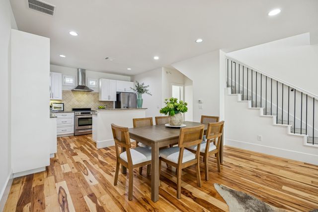 2606 Shelby Avenue 304, Dallas, TX 75219