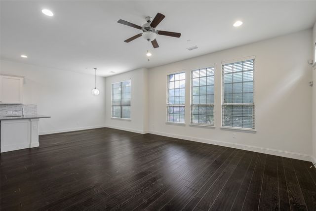4683 Rhett Lane A, Carrollton, TX 75010