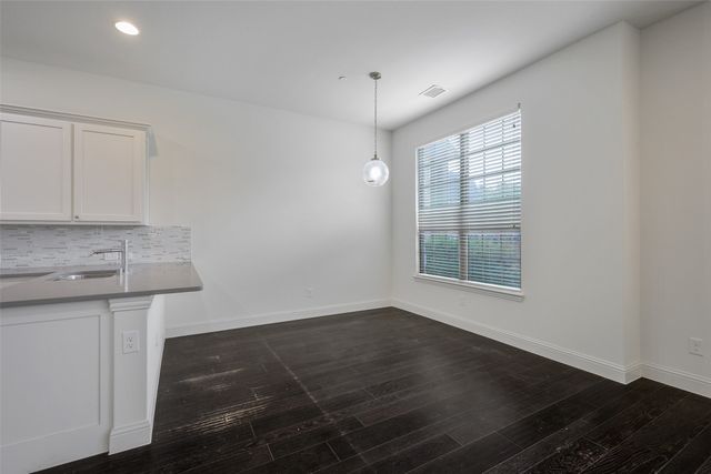 4683 Rhett Lane A, Carrollton, TX 75010