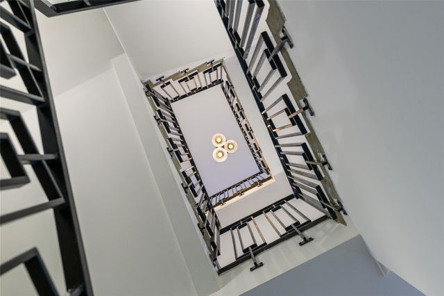 1016 Crocker Street, Houston, TX 77019