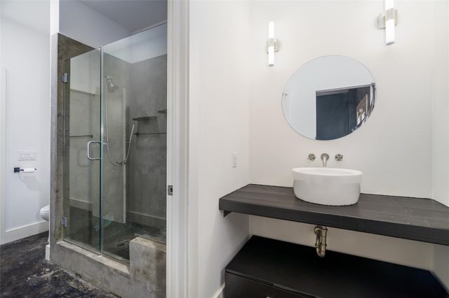 1016 Crocker Street, Houston, TX 77019