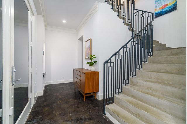 1016 Crocker Street, Houston, TX 77019