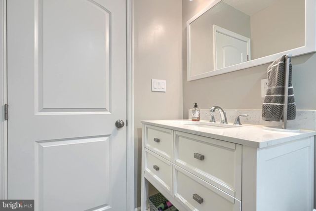 2611 MCCOMAS AVE, Baltimore, MD 21222