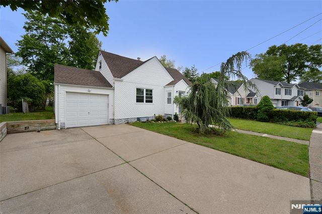 39-22 Vanore Drive, Fair Lawn, NJ 07410