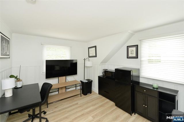 39-22 Vanore Drive, Fair Lawn, NJ 07410