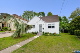 39-22 Vanore Drive, Fair Lawn, NJ 07410