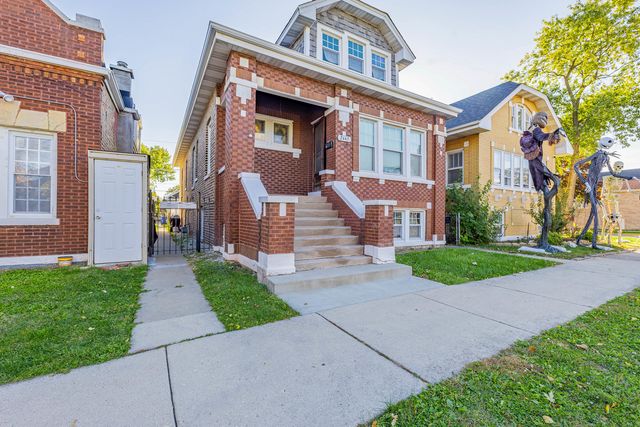 2445 S 58th Avenue, Cicero, IL 60804