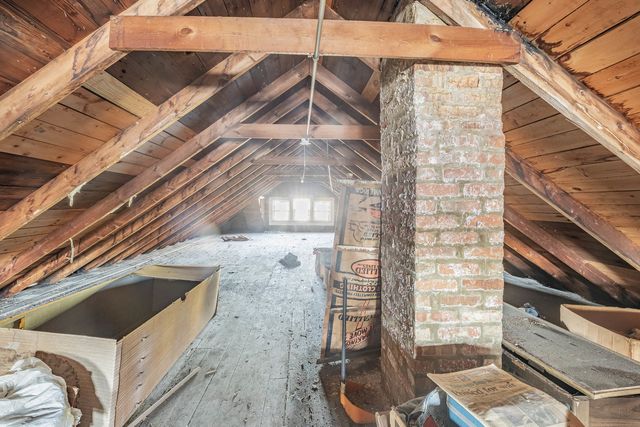 2445 S 58th Avenue, Cicero, IL 60804