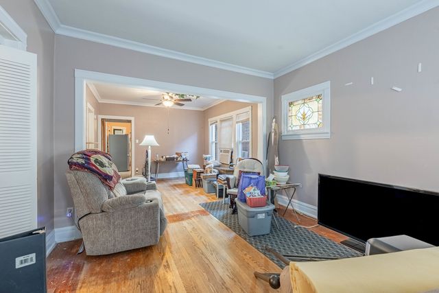 2445 S 58th Avenue, Cicero, IL 60804