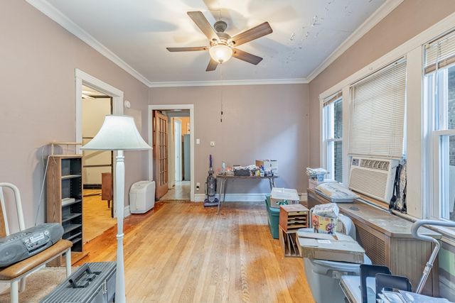 2445 S 58th Avenue, Cicero, IL 60804