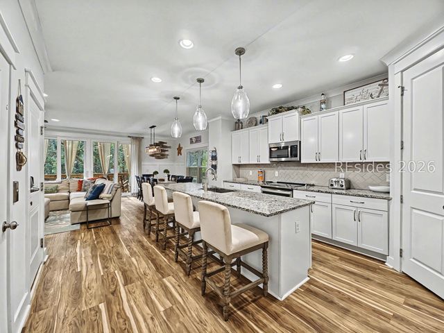 83 Sandcastle Ct, Hilton Head Island, SC 29928