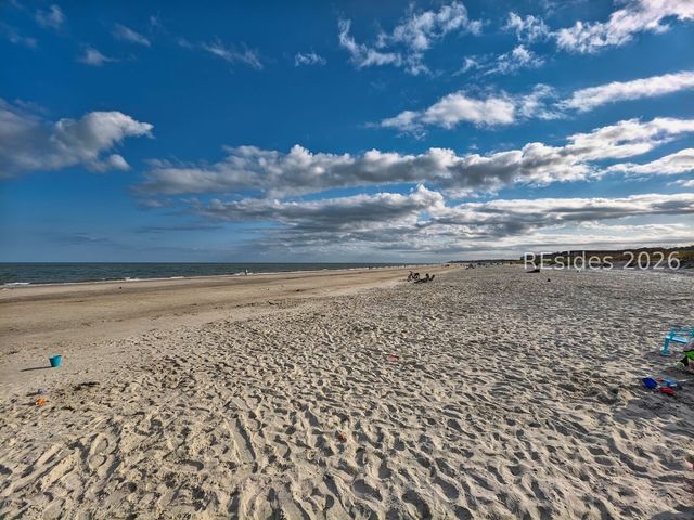 83 Sandcastle Ct, Hilton Head Island, SC 29928