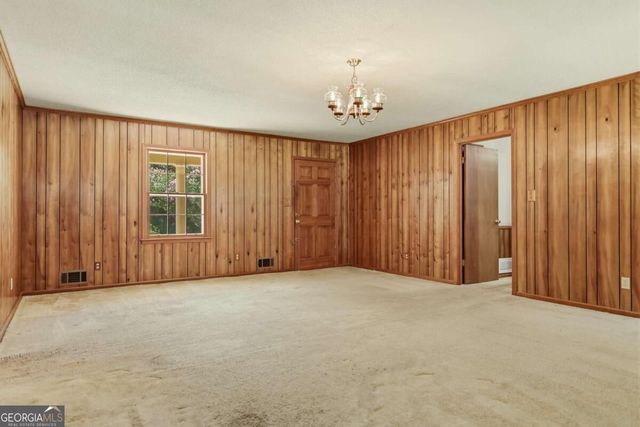 9036 Highway 72 W, Hull, GA 30646