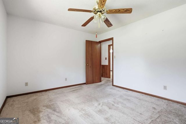 9036 Highway 72 W, Hull, GA 30646