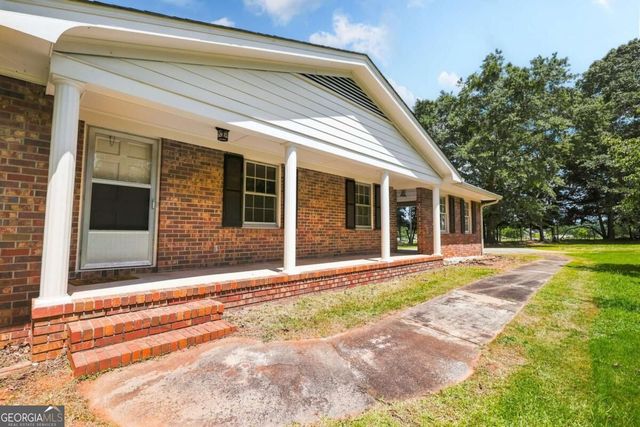 9036 Highway 72 W, Hull, GA 30646