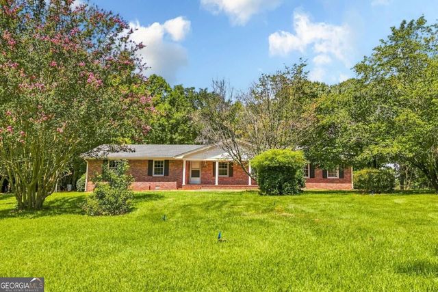 9036 Highway 72 W, Hull, GA 30646