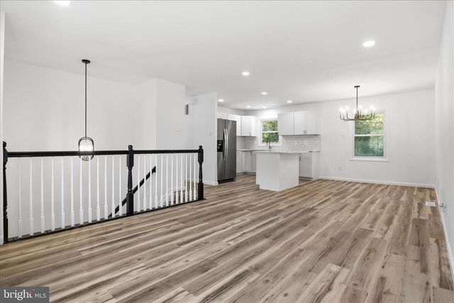 818 COPLEY AVE, Waldorf, MD 20602