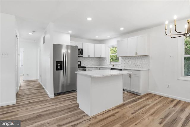 818 COPLEY AVE, Waldorf, MD 20602
