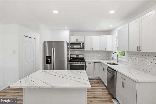 818 COPLEY AVE, Waldorf, MD 20602