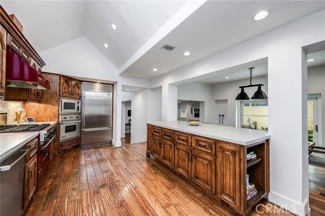 755 31st, Manhattan Beach, CA 90266