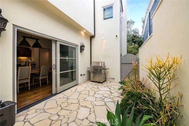 755 31st, Manhattan Beach, CA 90266