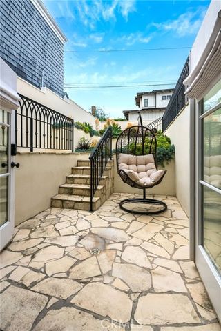 755 31st, Manhattan Beach, CA 90266