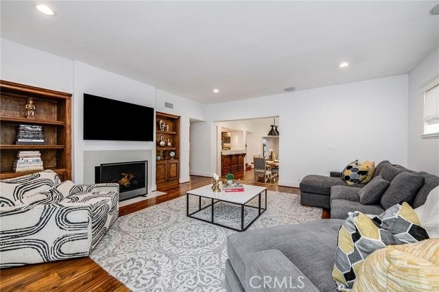 755 31st, Manhattan Beach, CA 90266