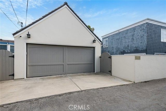 755 31st, Manhattan Beach, CA 90266