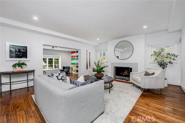 755 31st, Manhattan Beach, CA 90266