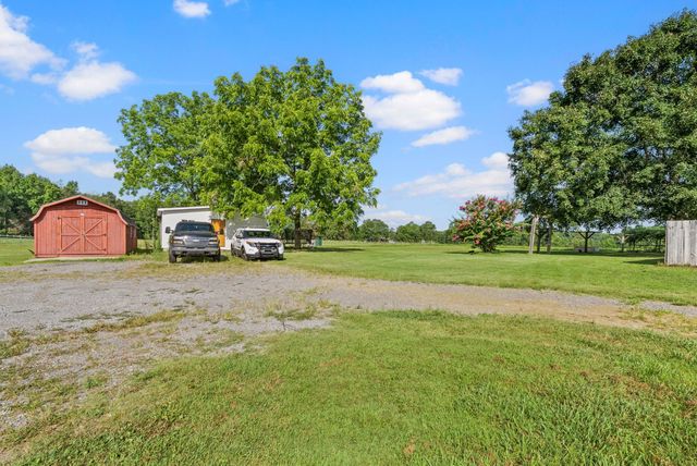 5005 Highway 49, W, Vanleer, TN 37181