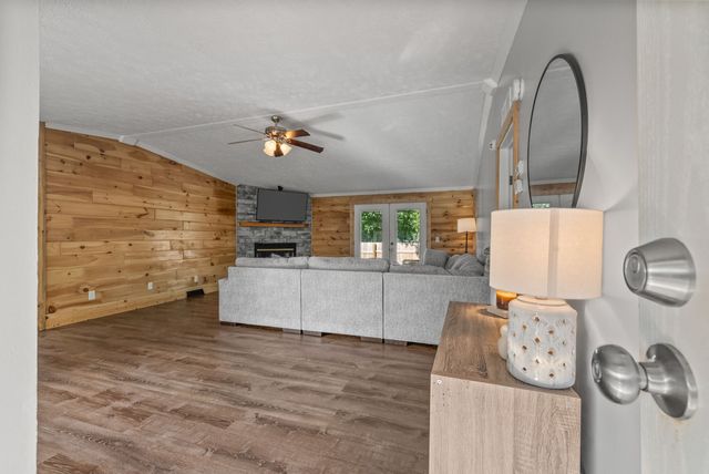 5005 Highway 49, W, Vanleer, TN 37181