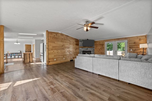 5005 Highway 49, W, Vanleer, TN 37181