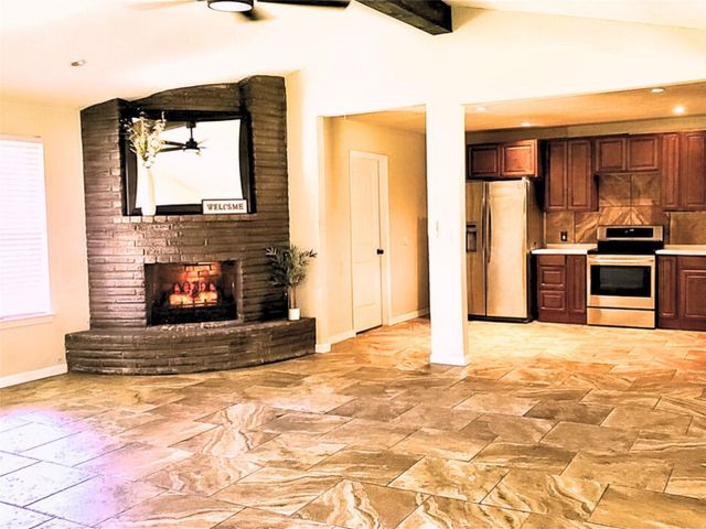 104 Sweet Gum, Village Mills, TX 77663