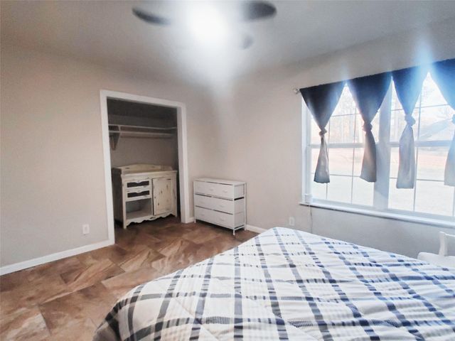 104 Sweet Gum, Village Mills, TX 77663