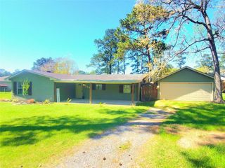 104 Sweet Gum, Village Mills, TX 77663