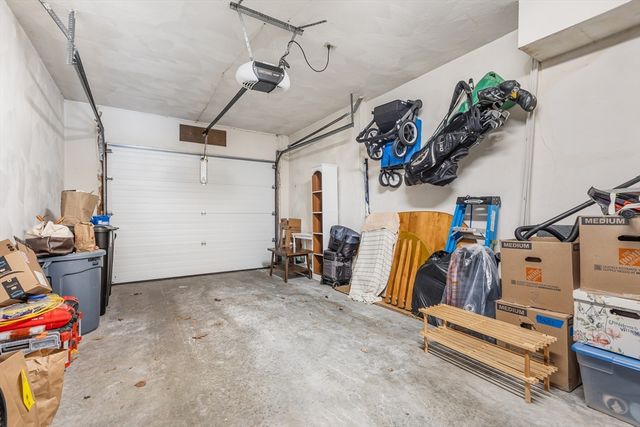 23 Tamarack Ln 23, Peabody, MA 01960