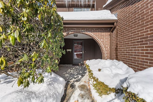 23 Tamarack Ln 23, Peabody, MA 01960