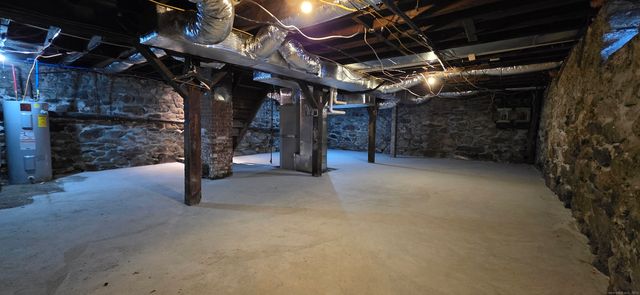 224 Pomfret Street, Putnam, CT 06260